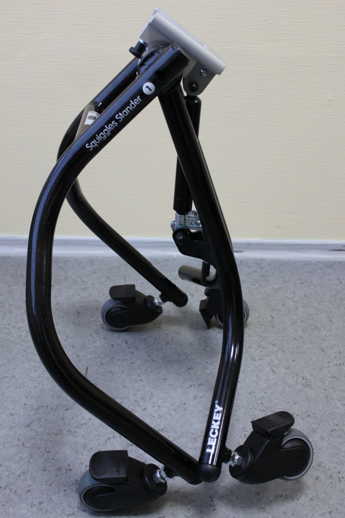 Вертикализатор Сквигглз_шасси сложено.JPG